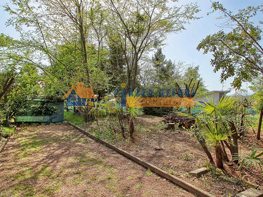 Immagine 15 di Terreno residenziale in vendita  in via Radaelli a Caronno Varesino