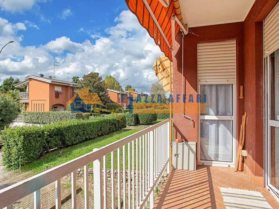 Immagine 26 di Appartamento in vendita  in via Monforte a Solbiate Arno