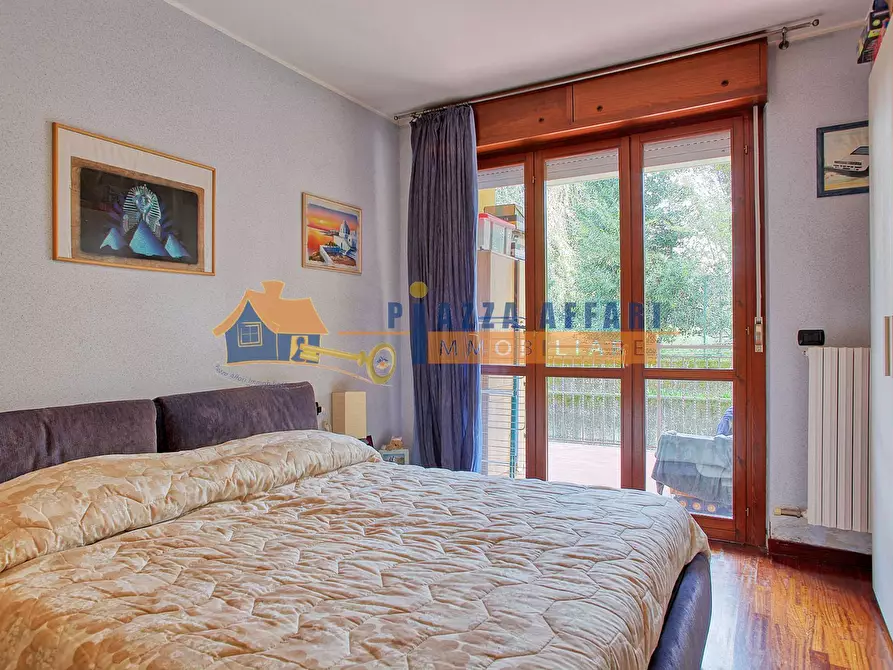 Immagine 22 di Appartamento in vendita  in via vittorini a Caronno Varesino