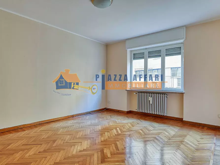 Immagine 7 di Ufficio in vendita  in via Bagaini a Varese