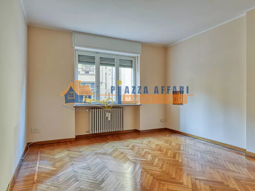 Immagine 8 di Ufficio in vendita  in via Bagaini a Varese