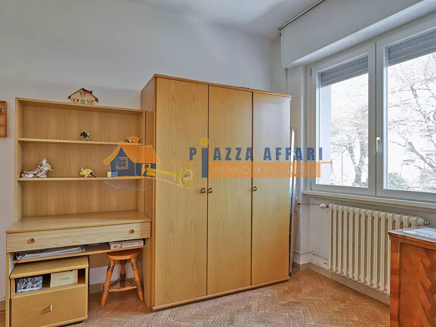 Immagine 27 di Appartamento in vendita  in via dobbiaco a Varese