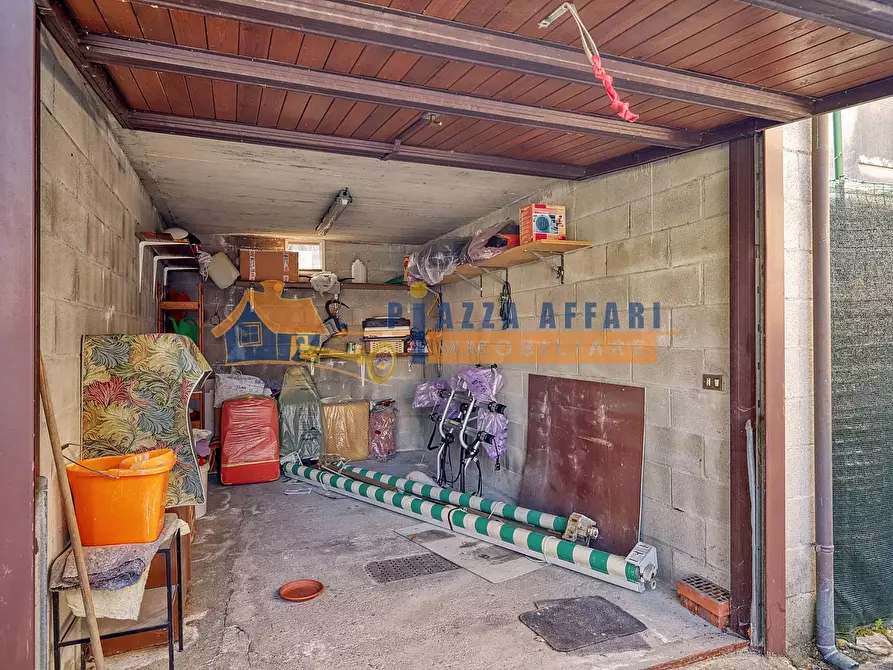 Immagine 30 di Appartamento in vendita  in via dobbiaco a Varese