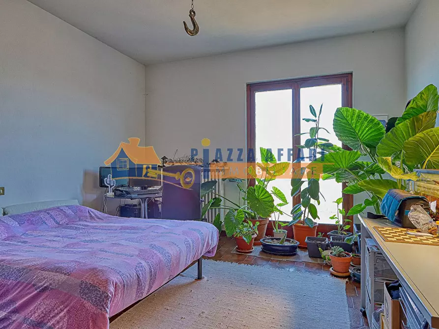 Immagine 16 di Casa bifamiliare in vendita  in via Macchi a Caronno Varesino