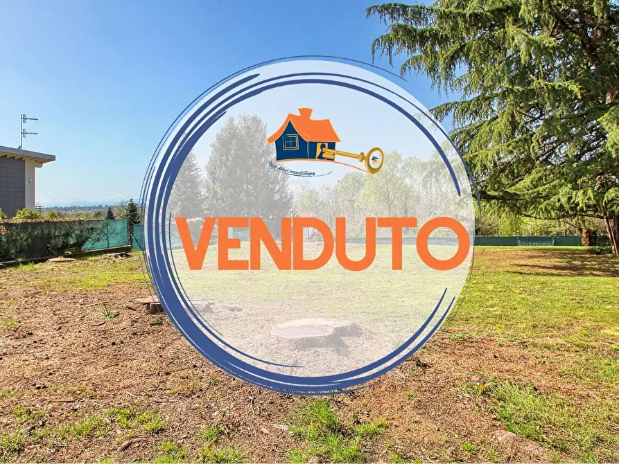 Immagine 1 di Terreno residenziale in vendita  in via Radaelli a Caronno Varesino