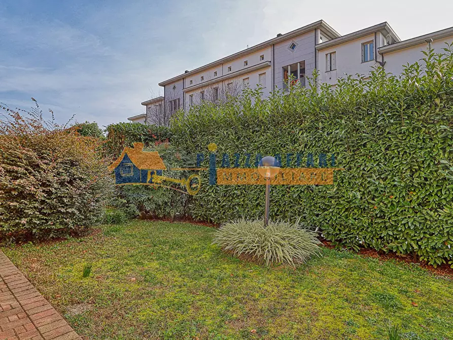 Immagine 21 di Appartamento in vendita  in via Macchio a Cavaria Con Premezzo