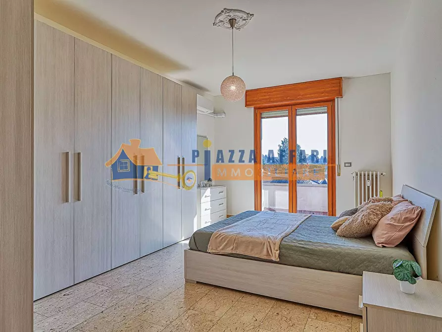 Immagine 25 di Appartamento in vendita  in via Varesina a Jerago Con Orago