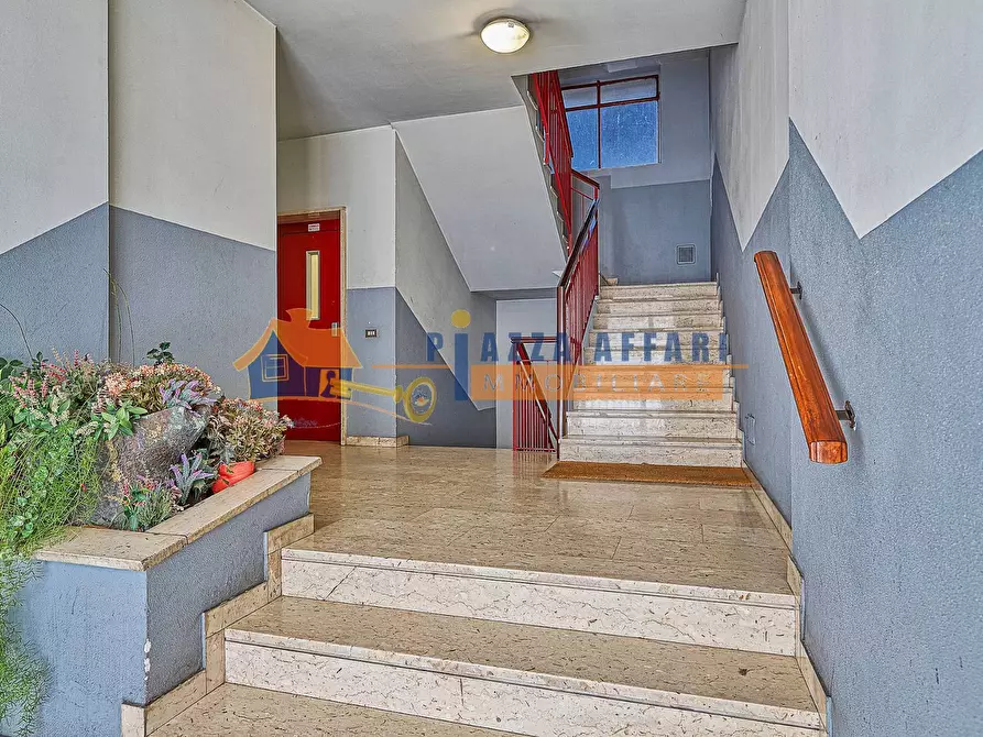 Immagine 27 di Appartamento in vendita  in via Varesina a Jerago Con Orago