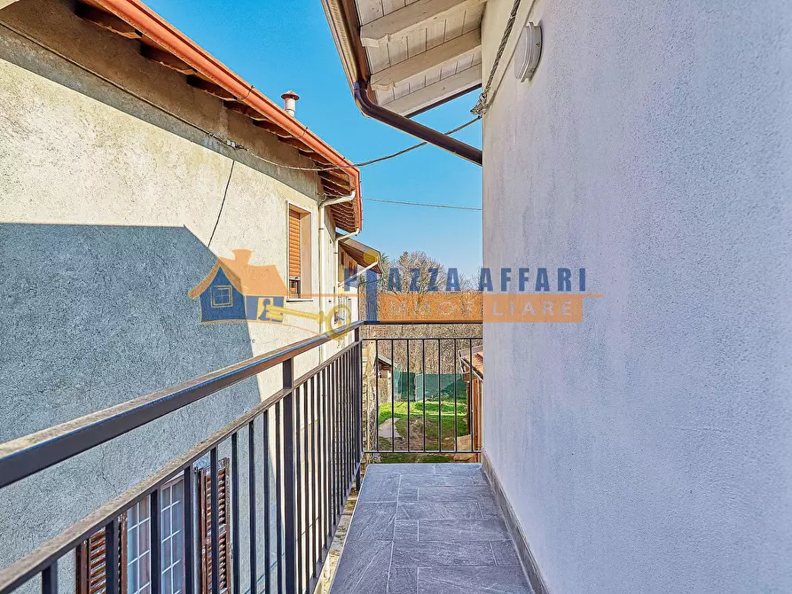 Immagine 20 di Casa indipendente in vendita  in via Roma a Carnago