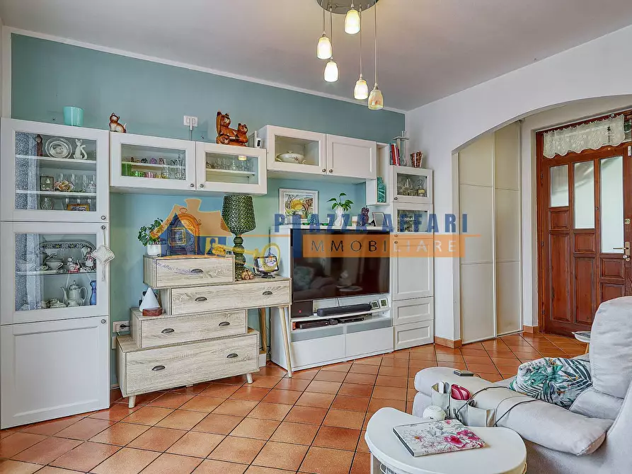 Immagine 8 di Villetta a schiera in vendita  in via Puccini a Caronno Varesino