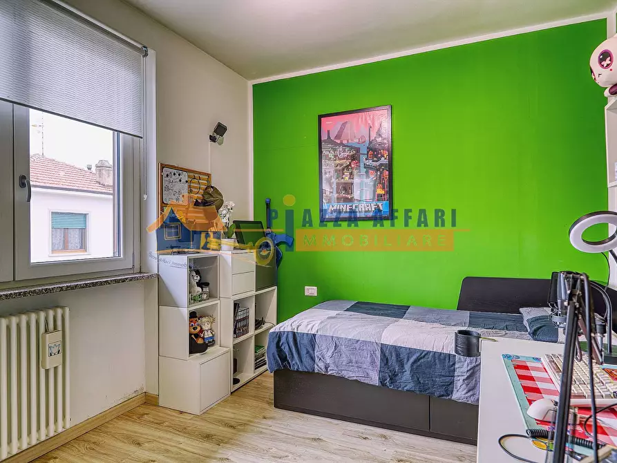 Immagine 21 di Villetta a schiera in vendita  in via Puccini a Caronno Varesino