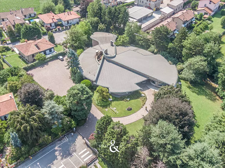 Immagine 5 di Locale commerciale in vendita  in Via delle Ortensie a Briosco