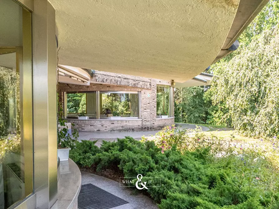 Immagine 14 di Locale commerciale in vendita  in Via delle Ortensie a Briosco