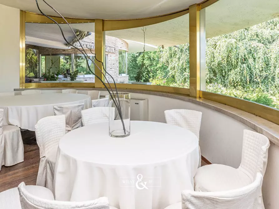 Immagine 17 di Locale commerciale in vendita  in Via delle Ortensie a Briosco