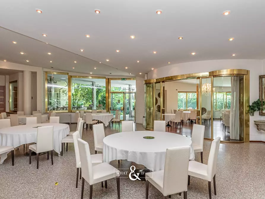 Immagine 21 di Locale commerciale in vendita  in Via delle Ortensie a Briosco