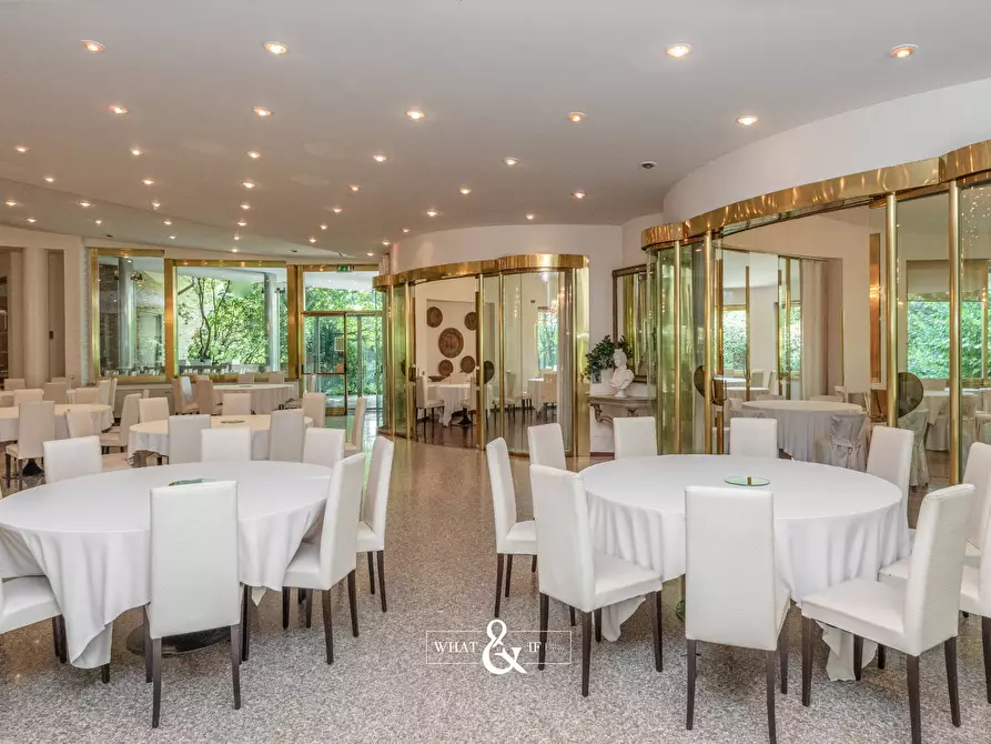 Immagine 23 di Locale commerciale in vendita  in Via delle Ortensie a Briosco