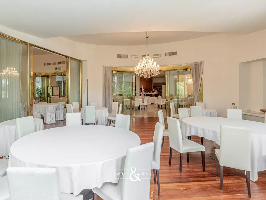 Immagine 24 di Locale commerciale in vendita  in Via delle Ortensie a Briosco