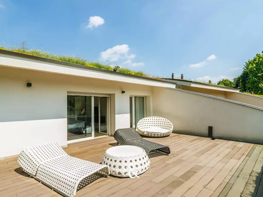 Immagine 28 di Villa in vendita  in Via dei Ronchi a Cabiate