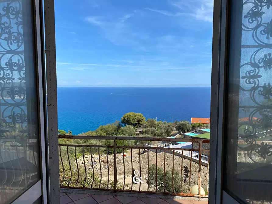 Immagine 13 di Villa in vendita  in Via Al Castellareto a Cervo