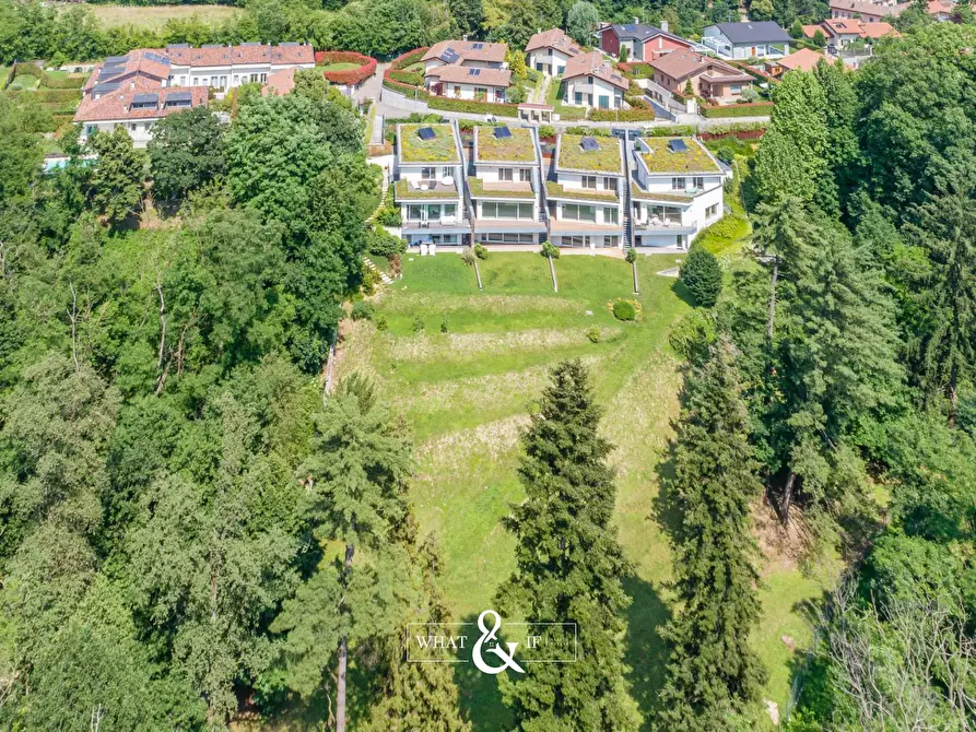 Immagine 12 di Villa in vendita  in Via Achille Locatelli a Seregno