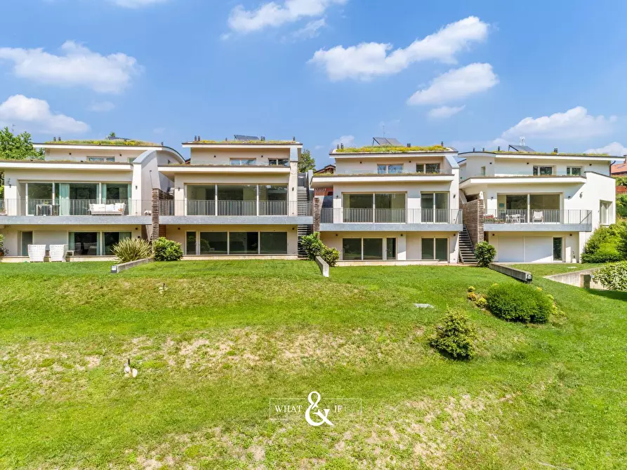 Immagine 17 di Villa in vendita  in Via Achille Locatelli a Seregno