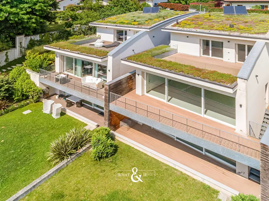 Immagine 21 di Villa in vendita  in Via Achille Locatelli a Seregno