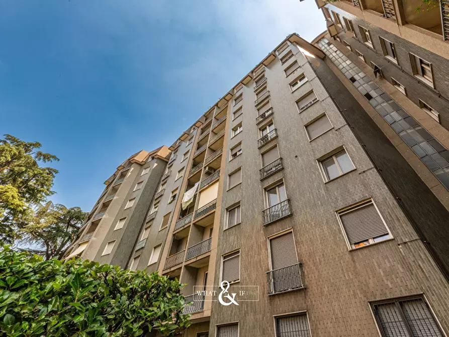 Immagine 25 di Appartamento in vendita  in Via San Gottardo a Monza