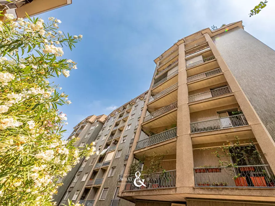 Immagine 27 di Appartamento in vendita  in Via San Gottardo a Monza