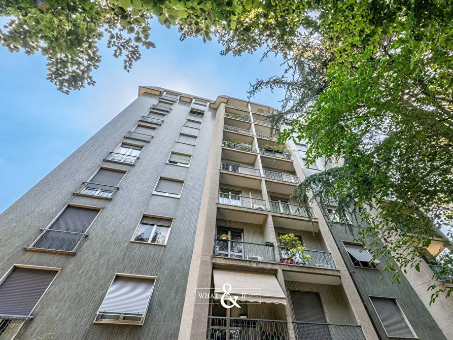 Immagine 29 di Appartamento in vendita  in Via San Gottardo a Monza