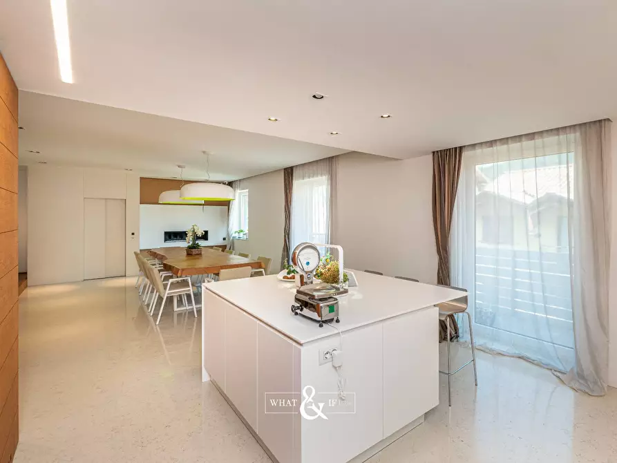 Immagine 24 di Villa in vendita  in Via dei ronchi a Bergamo