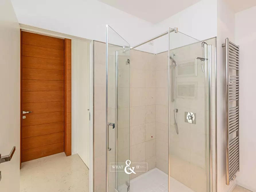 Immagine 27 di Villa in vendita  in Via dei ronchi a Bergamo