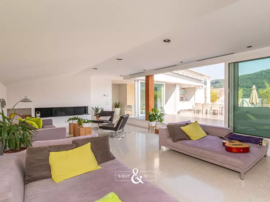 Immagine 5 di Villa in vendita  in Via dei ronchi a Bergamo