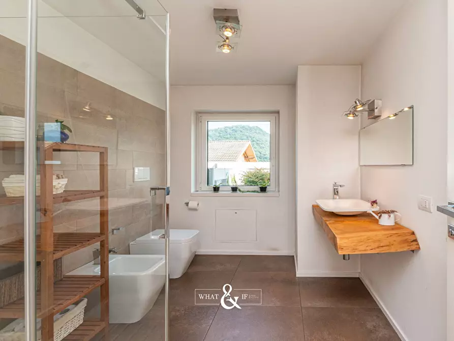 Immagine 15 di Villa in vendita  in Via dei ronchi a Bergamo