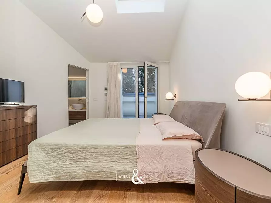 Immagine 26 di Villa in vendita  in Via Ponchielli a Monza