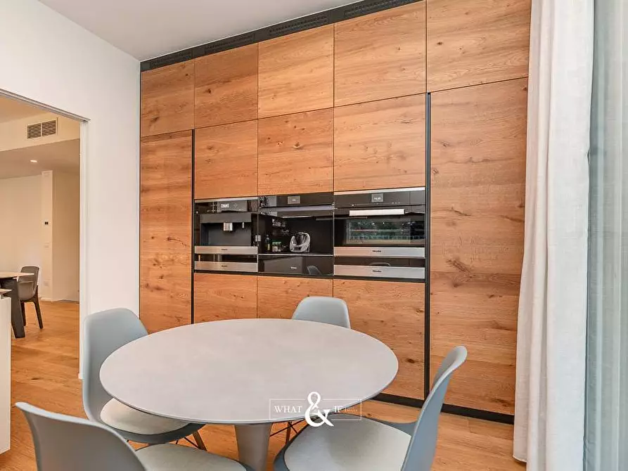 Immagine 20 di Villa in vendita  in Via Ponchielli a Monza