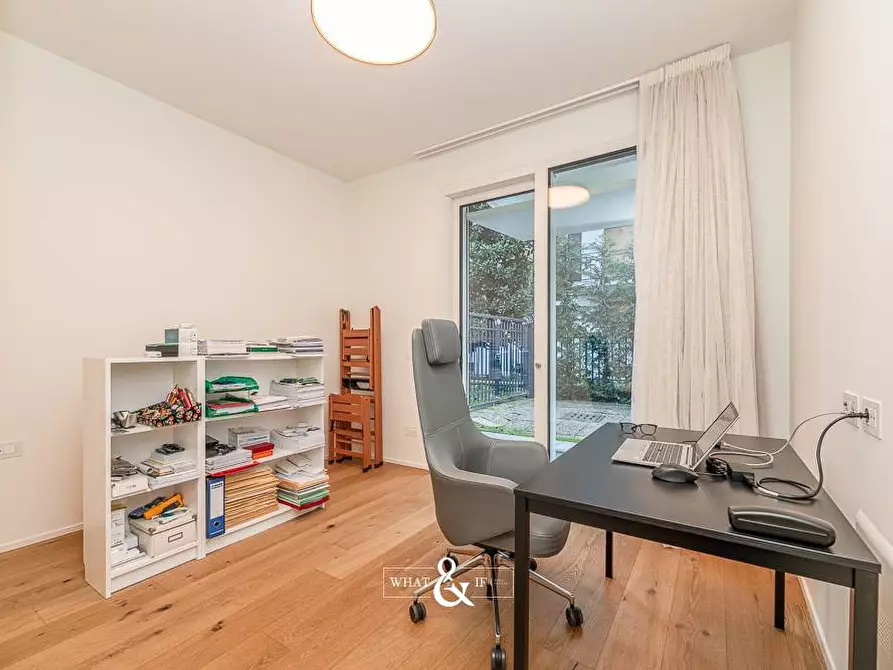 Immagine 23 di Villa in vendita  in Via Ponchielli a Monza