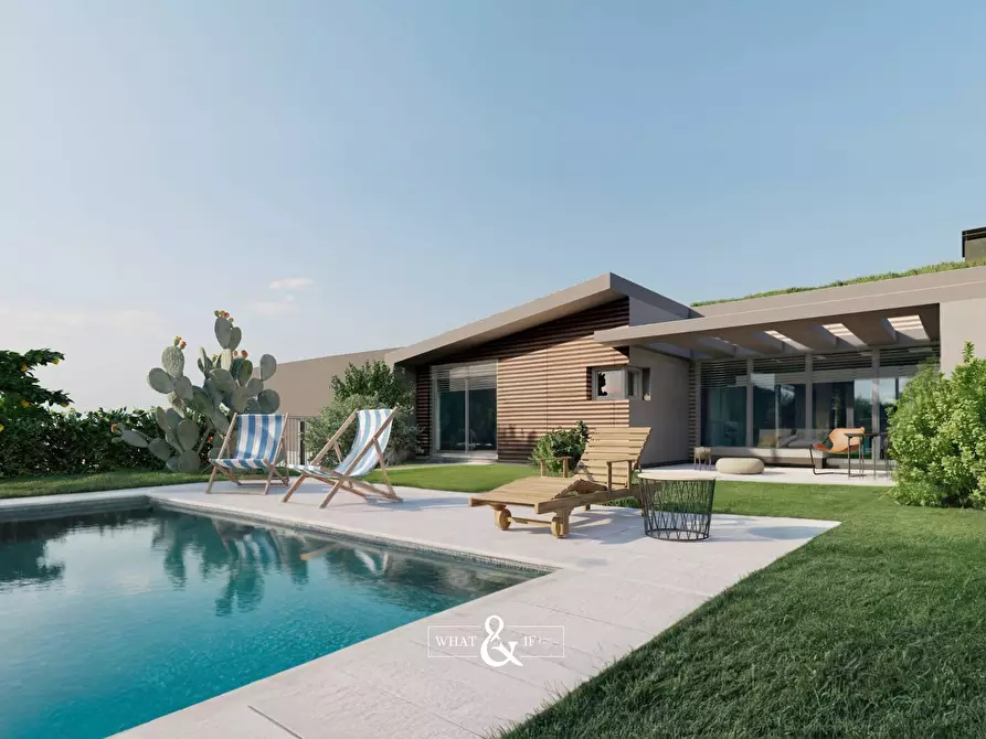 Immagine 1 di Villa in vendita  in Via Viotti a Monza