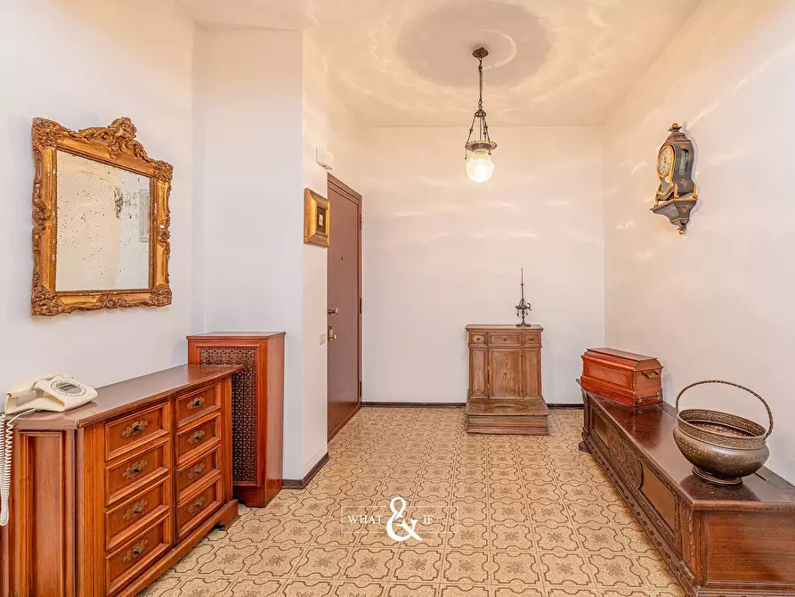 Immagine 3 di Appartamento in vendita  in Via Monte Nero a Desio