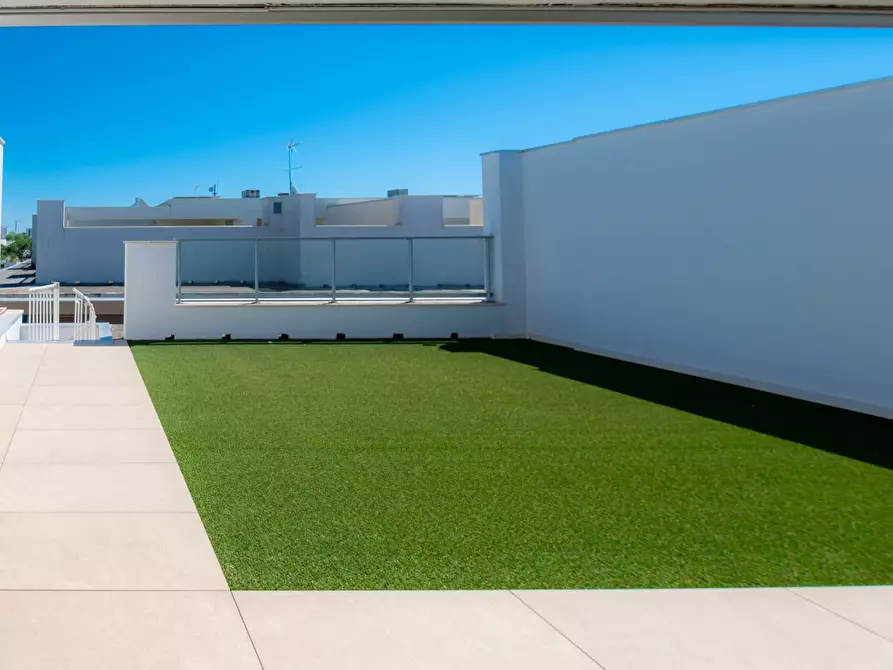 Immagine 8 di Appartamento in vendita  in Piazza. L. Tenco a Jesolo