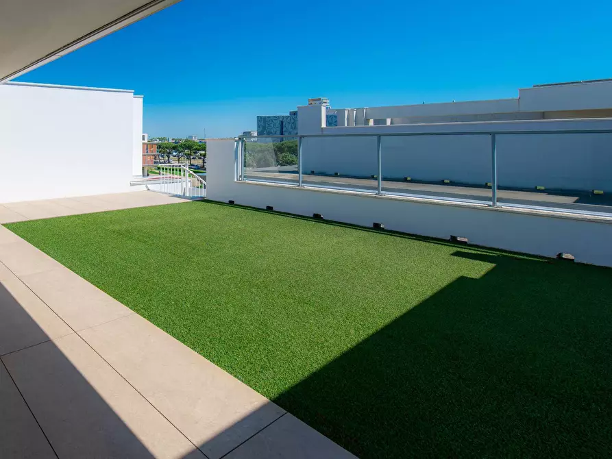 Immagine 6 di Appartamento in vendita  in PIAZZA L. TENCO a Jesolo