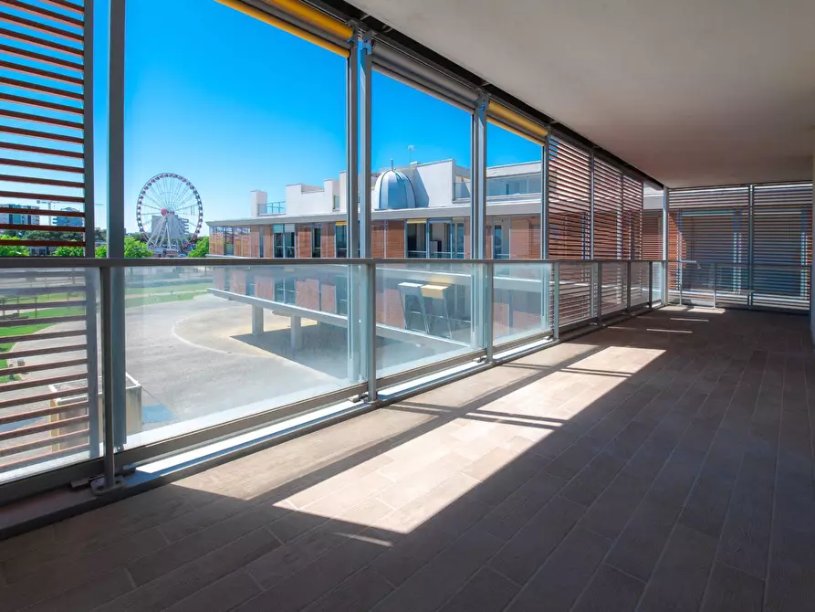 Immagine 8 di Appartamento in vendita  in PIAZZA L. TENCO a Jesolo