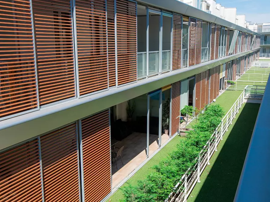 Immagine 11 di Appartamento in vendita  in PIAZZA L. TENCO a Jesolo