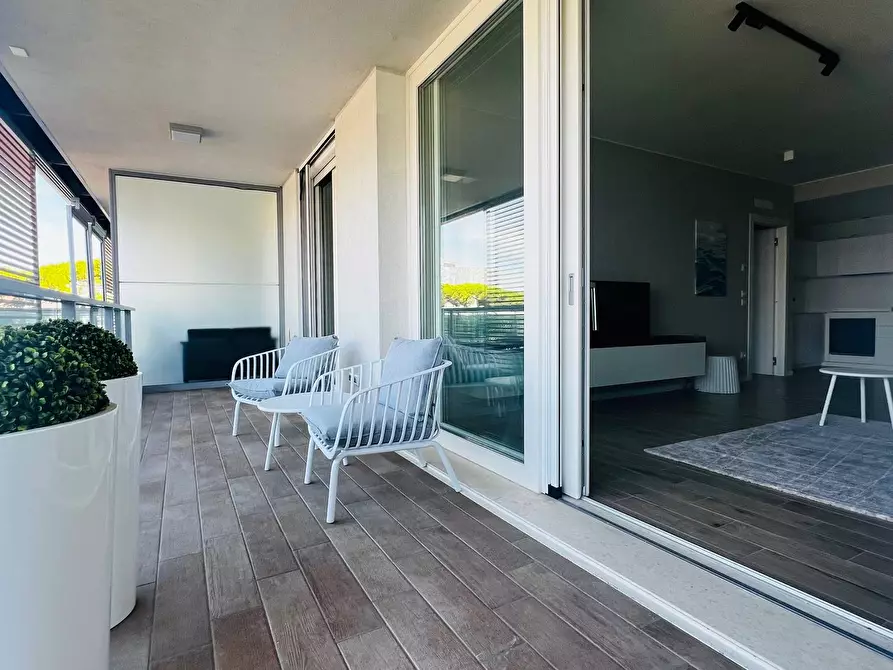 Immagine 10 di Appartamento in vendita  in P.ZA L. TENCO a Jesolo