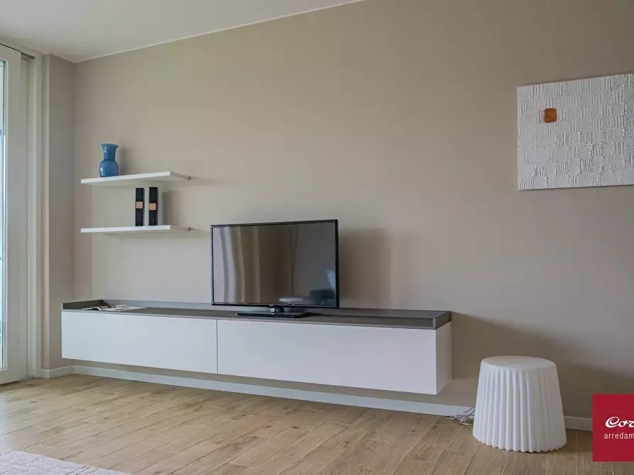 Immagine 4 di Appartamento in vendita  in P.ZA L. TENCO a Jesolo