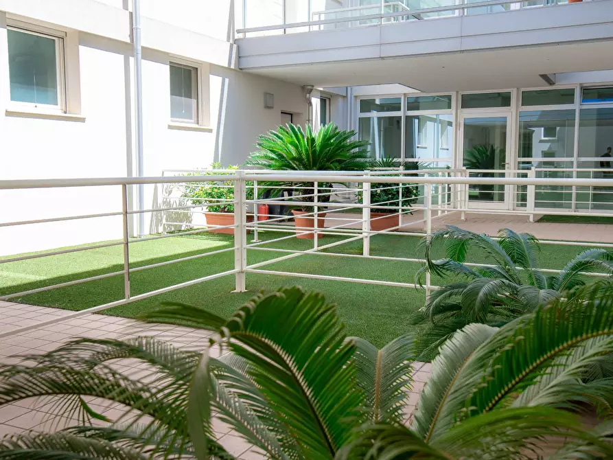 Immagine 10 di Appartamento in vendita  in Via Domenico Modugno a Jesolo