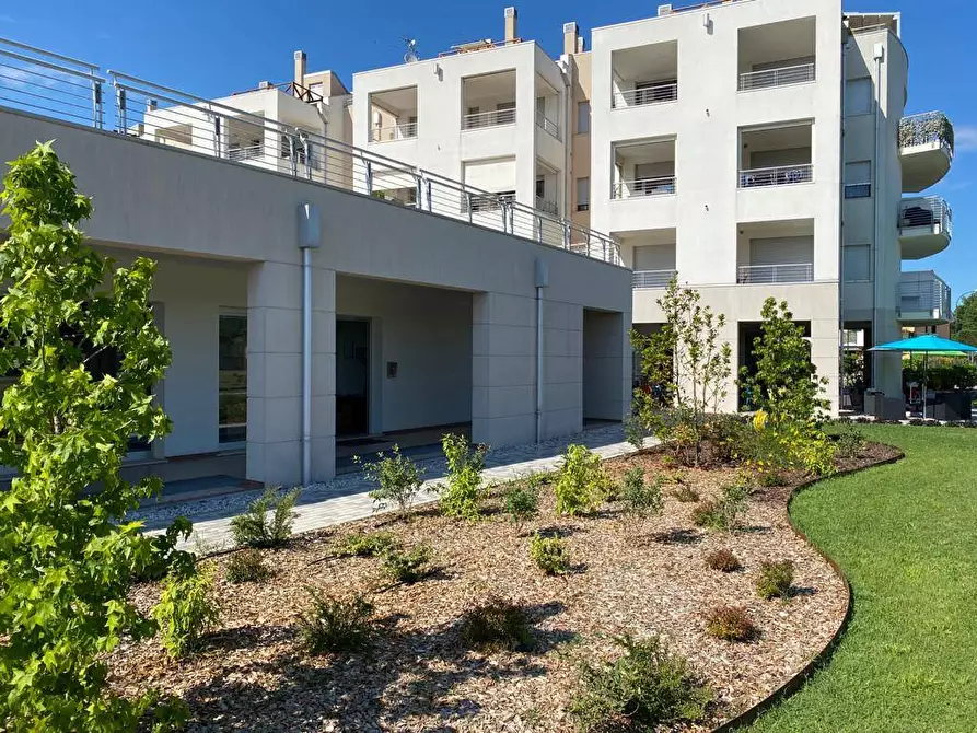 Immagine 7 di Locale commerciale in vendita  in VIA THAON DE REVEL a Cavallino-Treporti