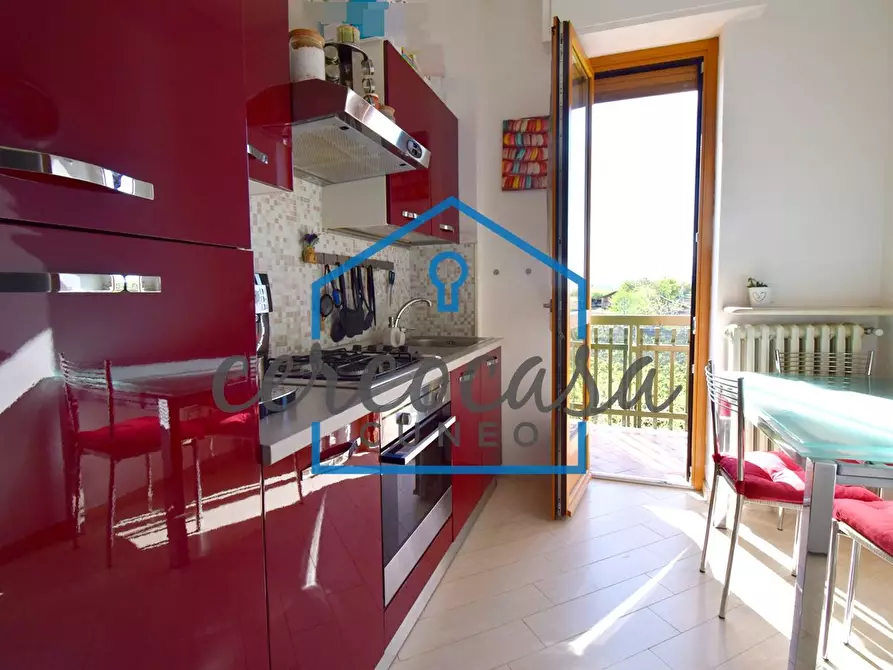 Immagine 1 di Appartamento in vendita  in via genova a Cuneo