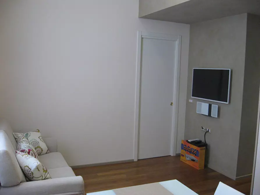 Immagine 1 di Attico in affitto  in P.ZA ROMA a Chiavari
