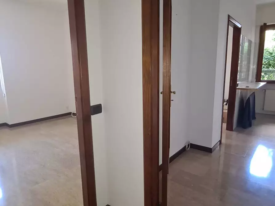 Immagine 1 di Ufficio in affitto  in VIALE TAPPANI a Chiavari