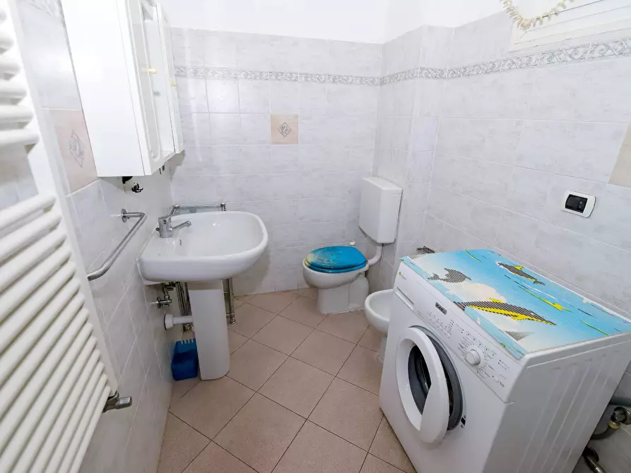 Immagine 21 di Appartamento in vendita  in VIA NAZARIO SAURO a Chiavari